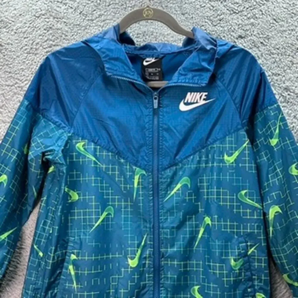 Nike Boy's XL Windrunner Hoodie Jacket Full Zip Blue‎ with Green Swoosh Running